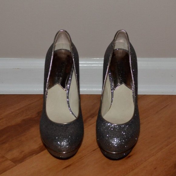 Michael Kors NEW Gideon Pump Gunmetal Gray Glitter Sparkle Leather Heels sz 6 - Picture 3 of 9